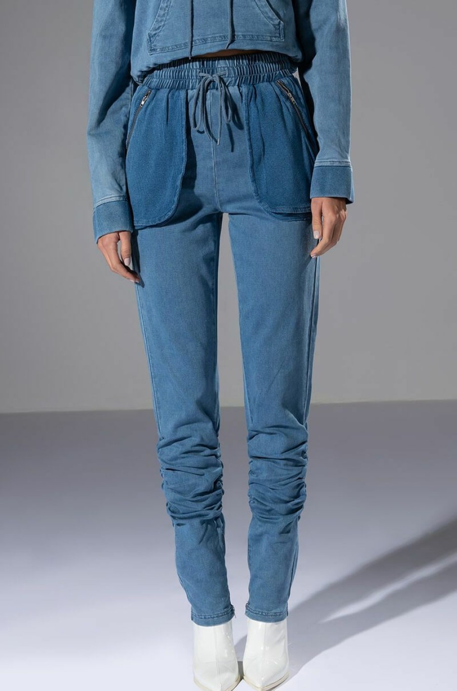 Bottoms * | You Oughta Know Denim Jogger Medium Blue Denim