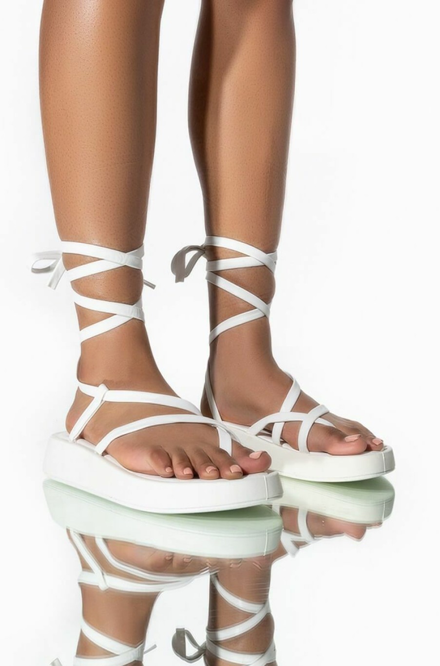 Shoes * | Azalea Wang Catching Flights Flatform Sandal In White