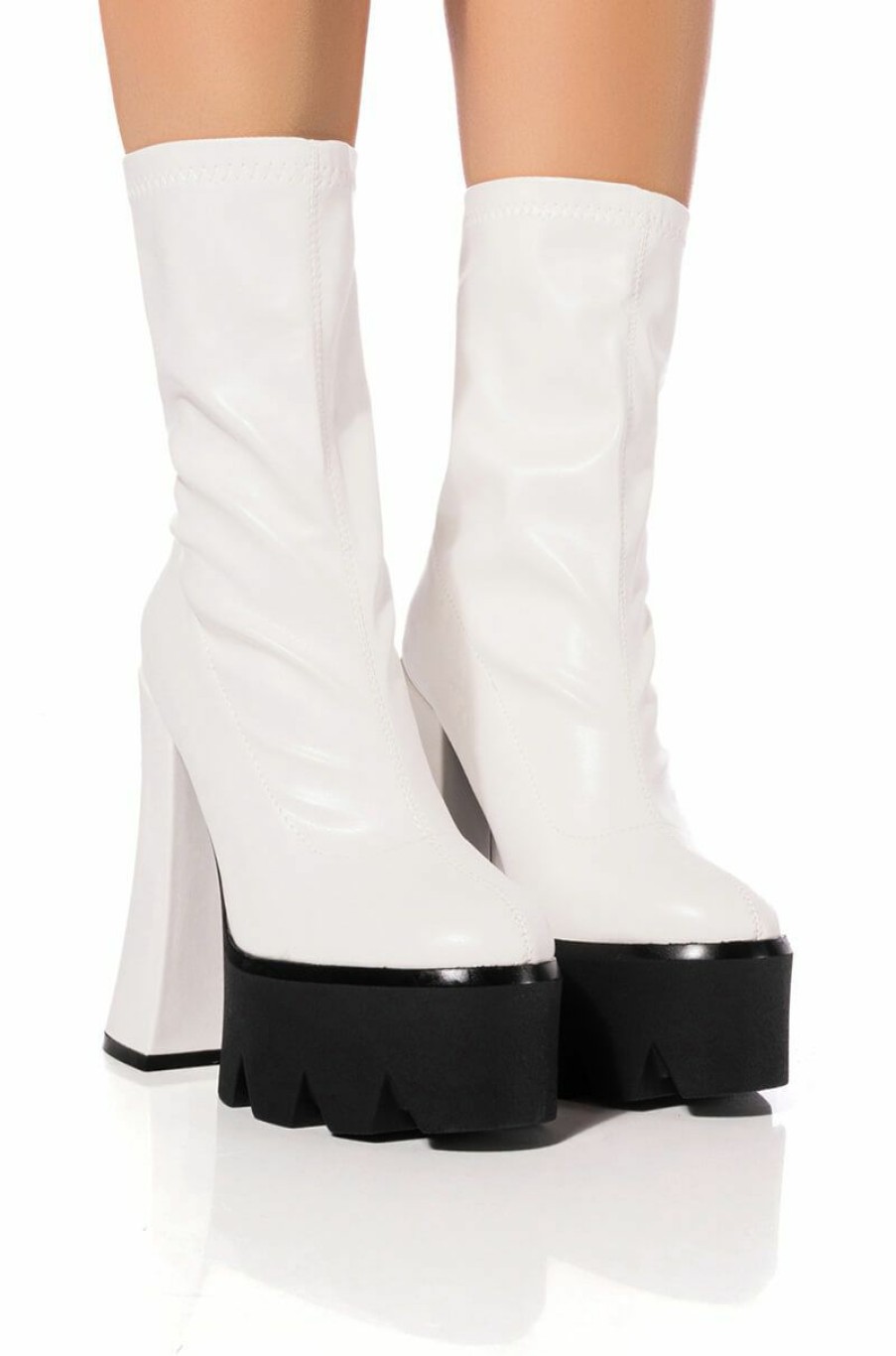 Shoes * | Azalea Wang Tati Chunky Boot In White