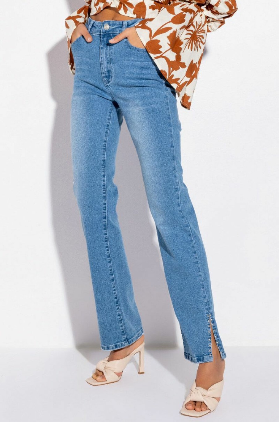 Bottoms * | Elevated Mid Rise Stud Slit Straight Jeans Medium Blue Denim