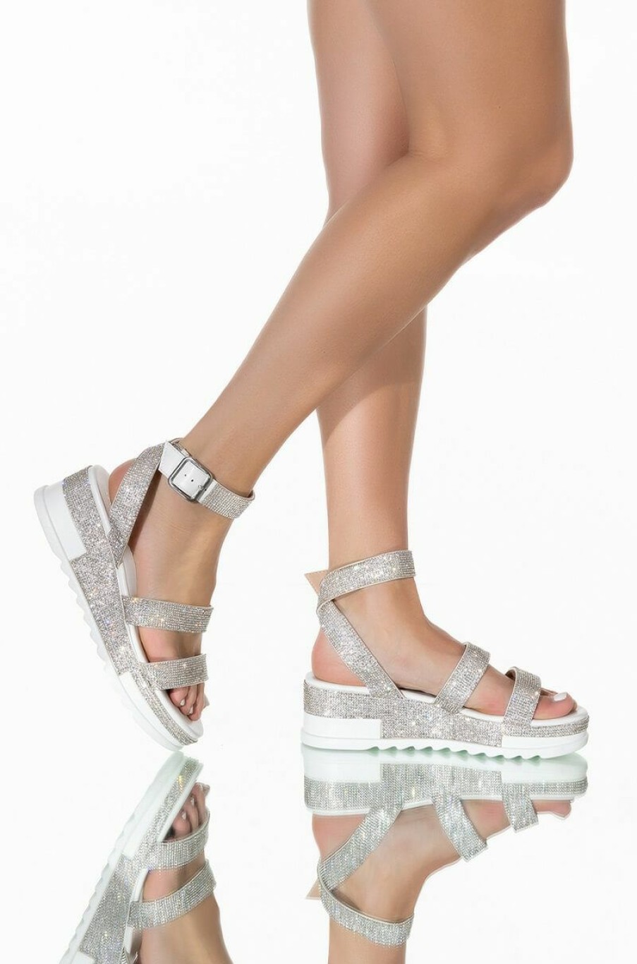 Shoes * | Azalea Wang Let You Know Youre Mine Flatform Sandal In White