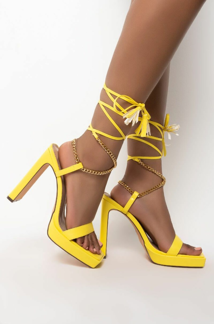 Shoes * | Azalea Wang Never Been Better Chunky Sandal In Yellow