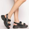 Shoes * | Azalea Wang Keep On Moving Flatform Sandal In Black