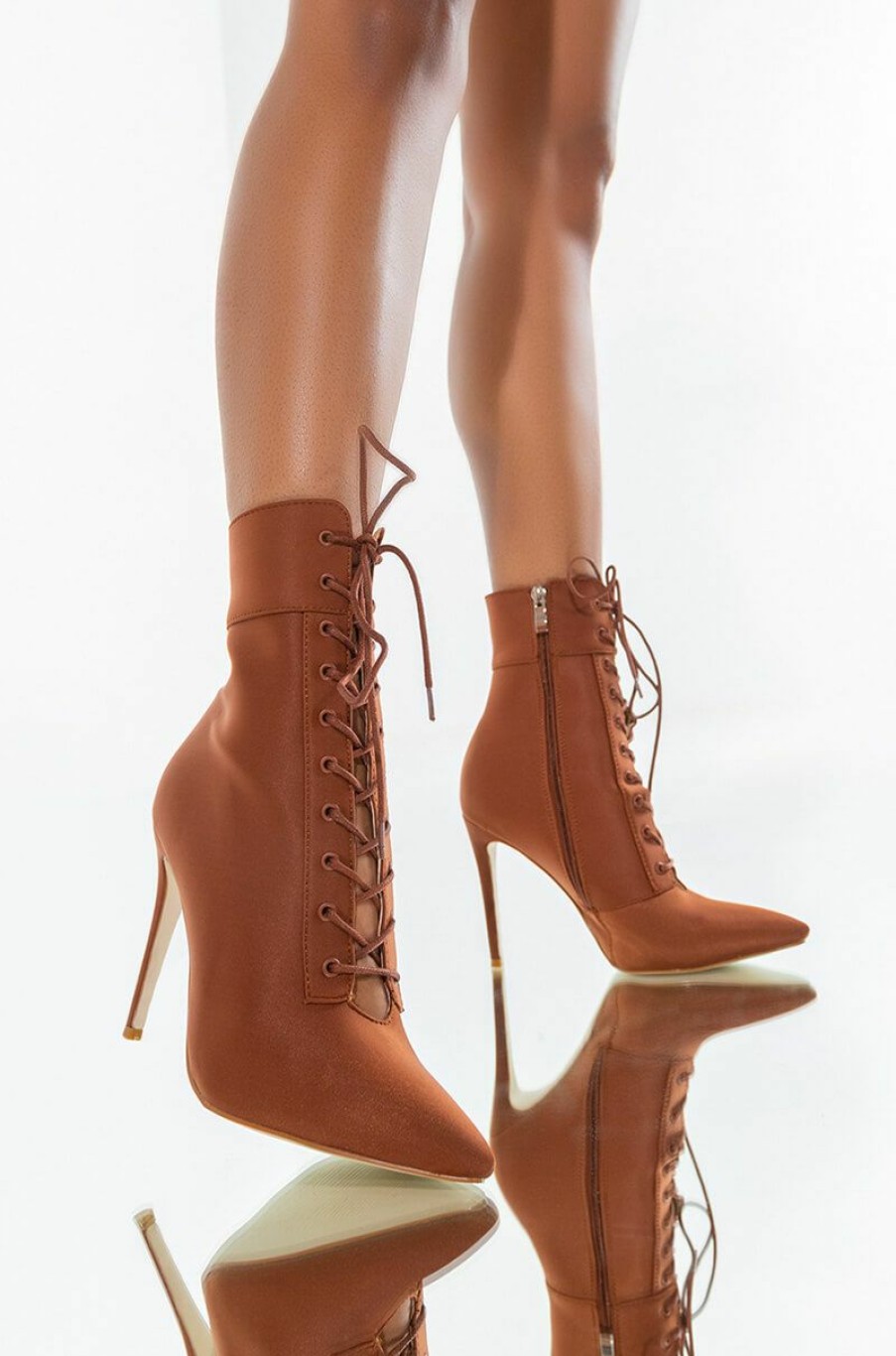 Shoes * | Azalea Wang Light Me Up Stiletto Bootie In Rust