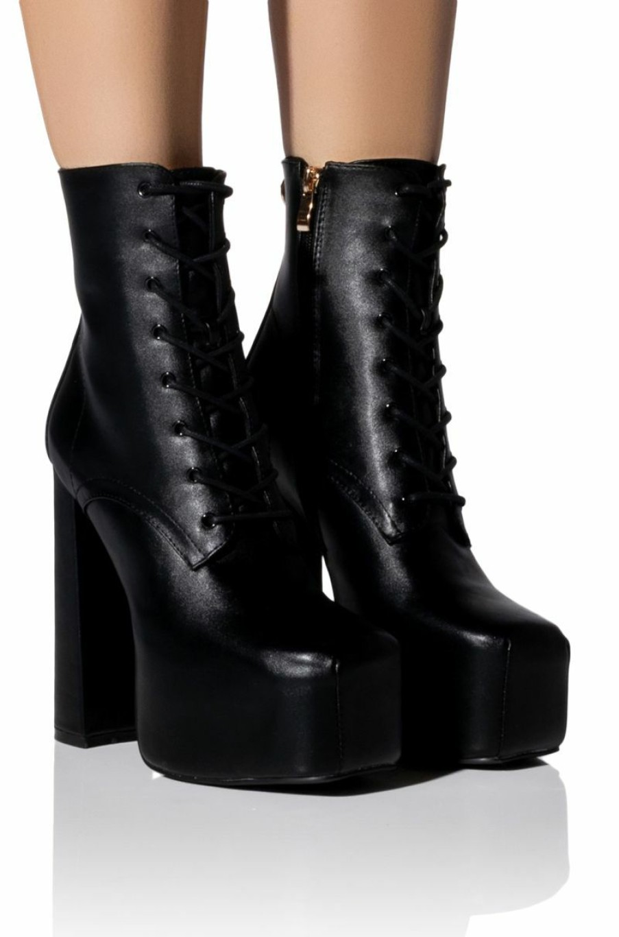 Shoes * | Azalea Wang Naveah Chunky Lace Up Bootie In Black