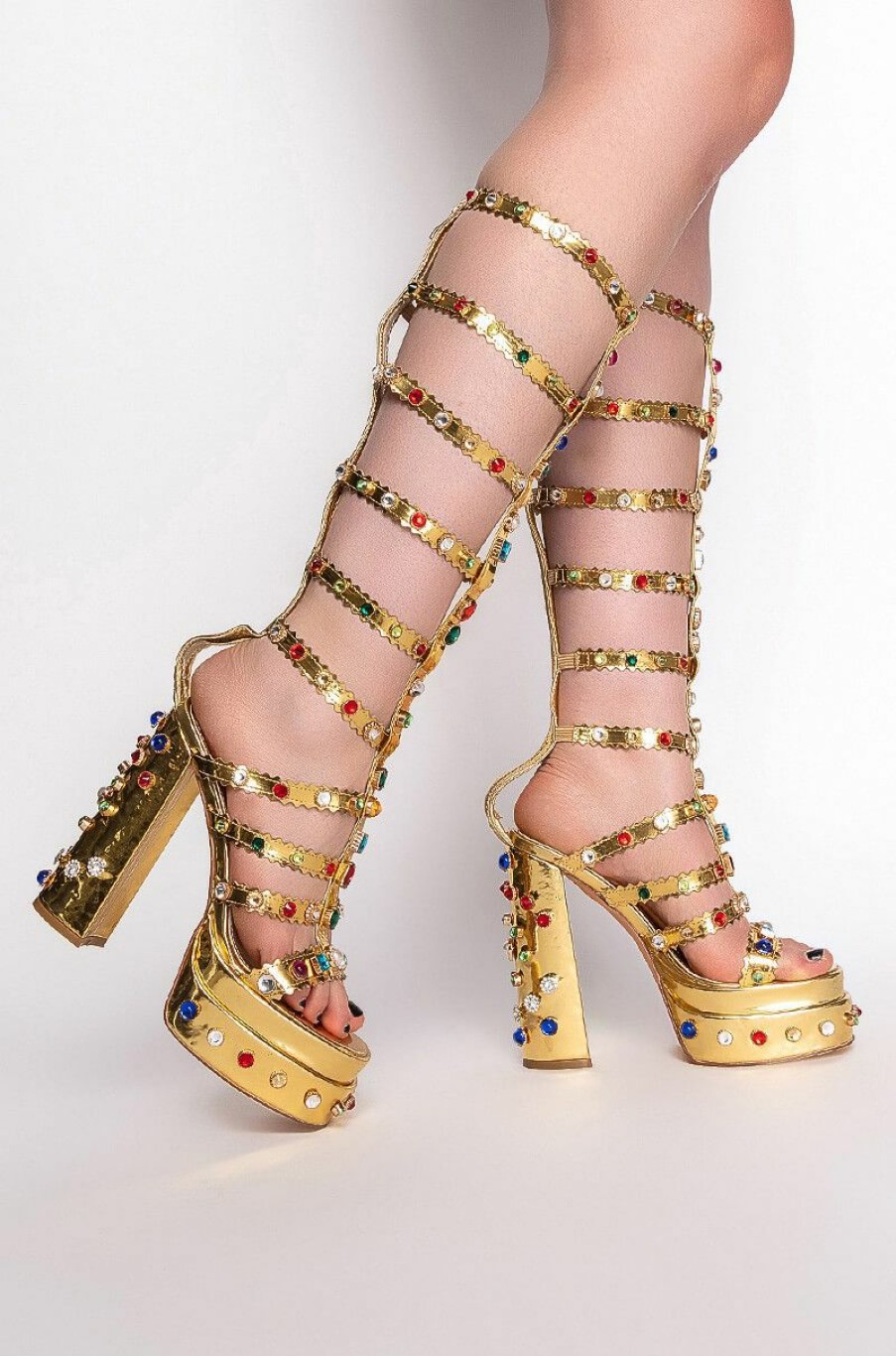 Shoes * | Azalea Wang Digger Chunky Sandal In Gold