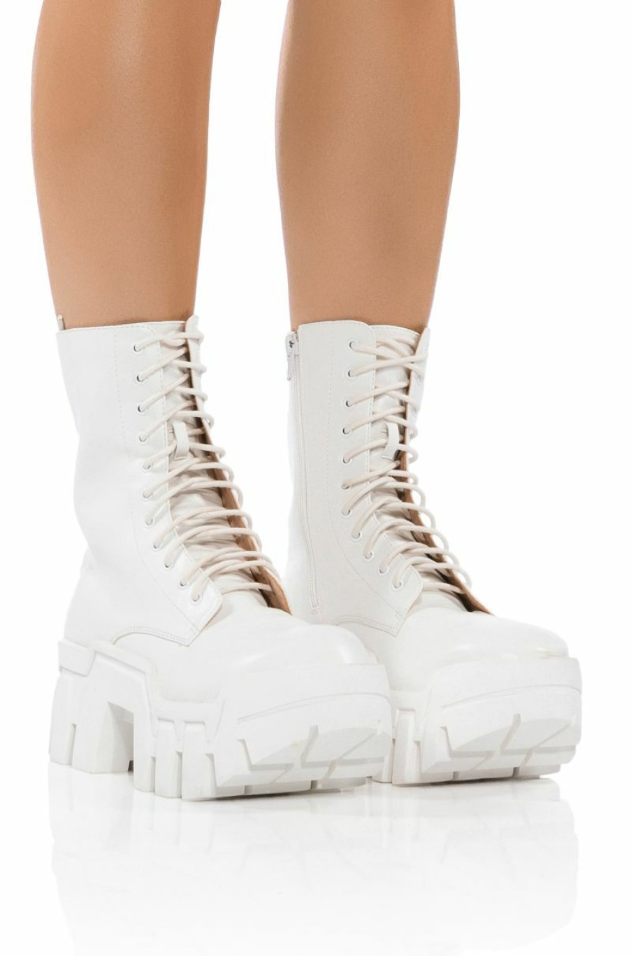 Shoes * | Azalea Wang Olympia Chunky Bootie White