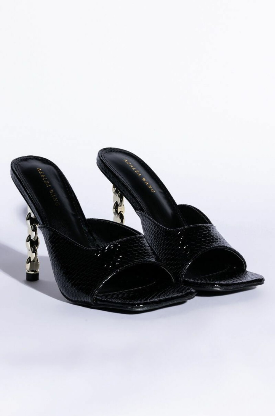 Shoes * | Azalea Wang Hearts Racing Stiletto Sandal In Black