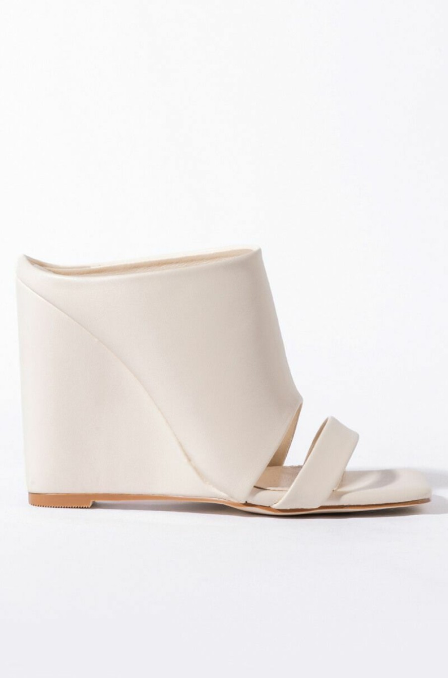 Shoes * | Azalea Wang Love Me Tender Square Toe Wedge Sandal In Bone