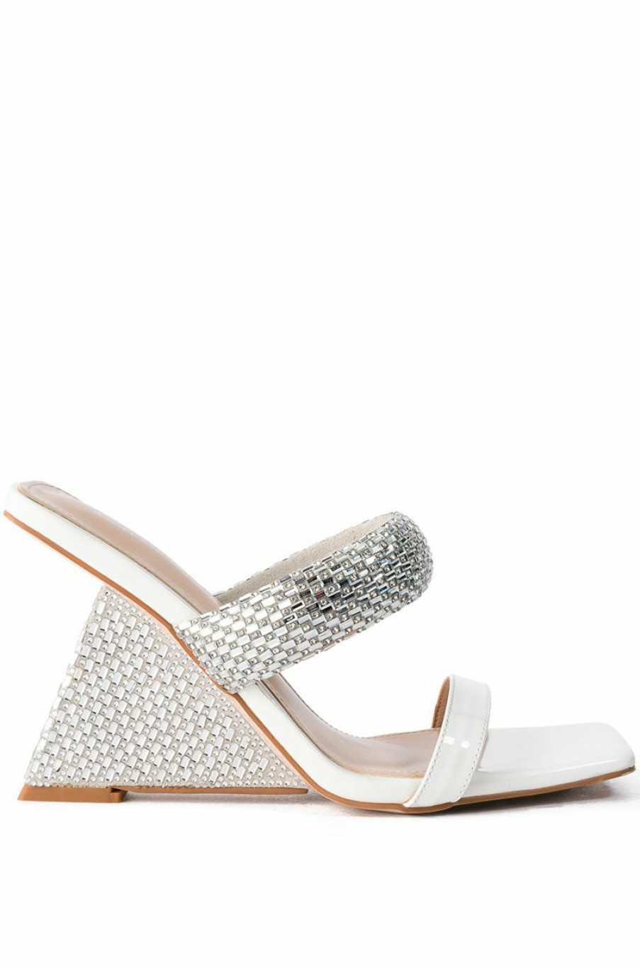 Shoes * | Azalea Wang Graham Patent Wedge Embellished Sandal In White