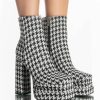 Shoes * | Azalea Wang Cayenne Houndstooth Chunky Bootie In Black White