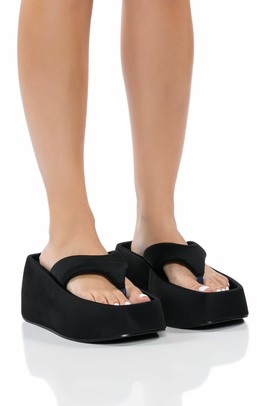 Shoes * | Veronica Basic Flatform Flip Flop Sandal In Black