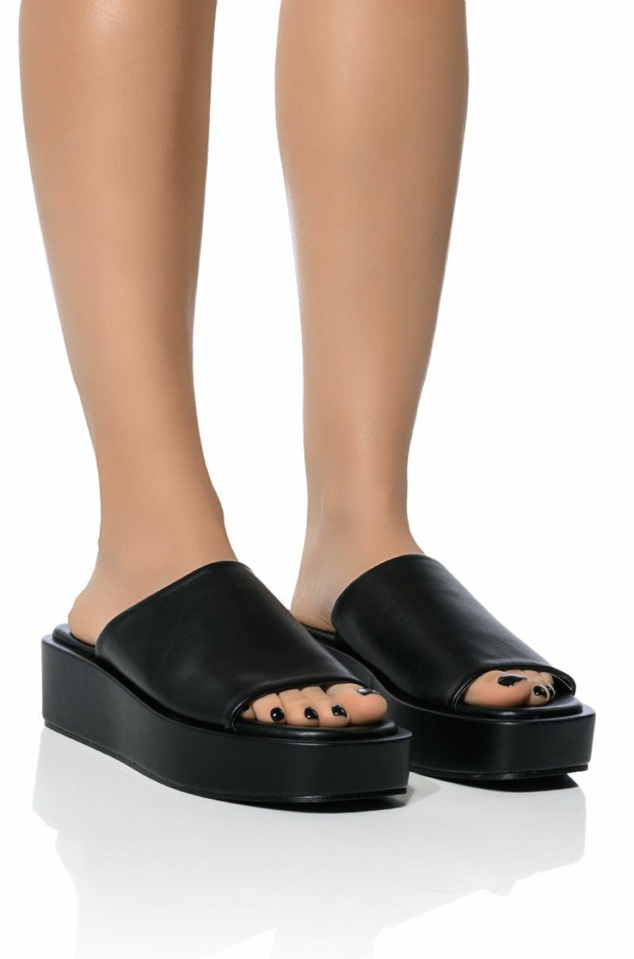 Shoes * | Azalea Wang Dionora Flatform Sandal In Black